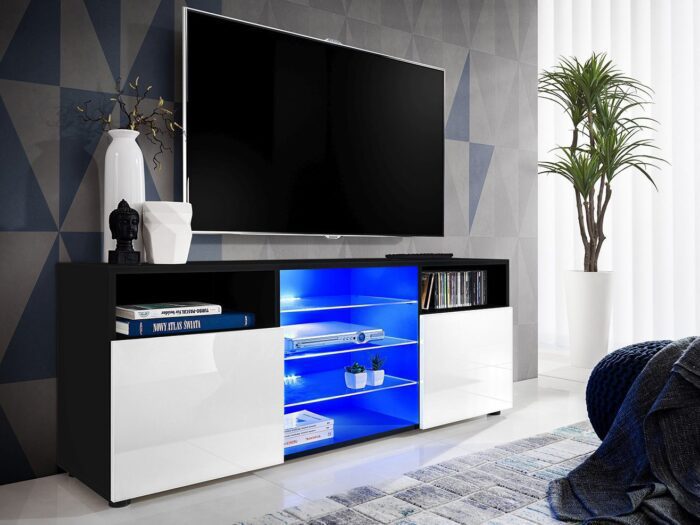 T38 Black White