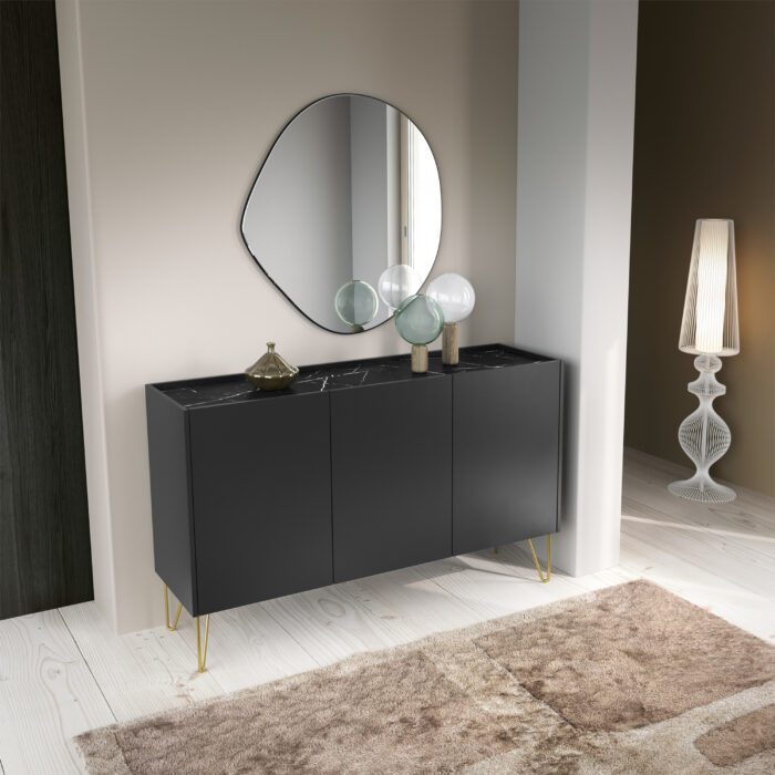 Canmore K144 – Dreitürige Kommode, schwarz, Breite 144 cm, Höhe 83 cm, Tiefe 37 cm – Bild 1