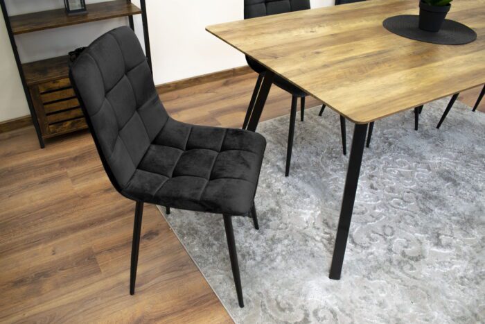 komodee krzesło CARA czarne welurowe tapicerowane metalowe nogi do salonu, biura, gabinetu, obciążenie do 110 kg, wymiary 45x87x51 cm - obrazek 10