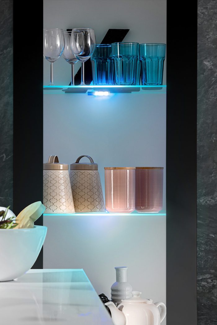 Witryna Tivoli, Czarny/Biały Oświetlenie LED Niebieskie - obrazek 6