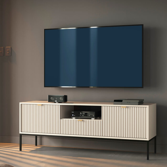 Szafka RTV NANAIMO – kaszmirowa – złote uchwyty – szerokość 154 cm, wysokość 56 cm, głębokość 39 cm - obrazek 2