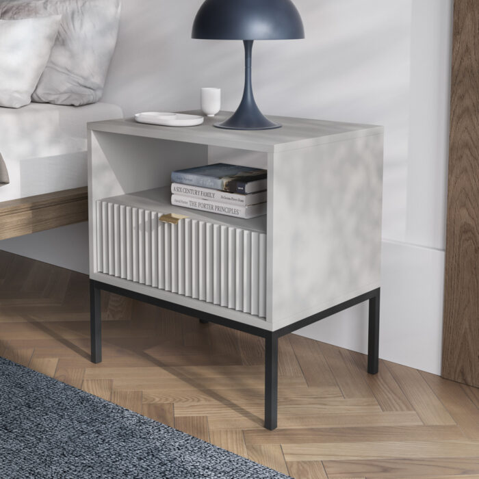 Stolik nocny NANAIMO - Szary - Złote Uchwyty - Z Szufladą - Szerokość 54 cm, Wysokość 56 cm, Głębokość 39 cm - obrazek 2